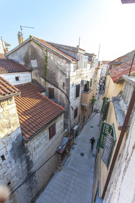 Carolija Apartment Makarska Kamer foto
